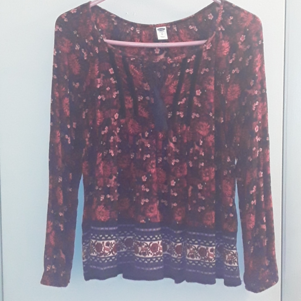 Super cute, flowy long sleeve shirt! Old Navy